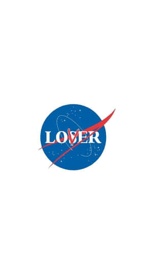 藍色圓形標誌，帶有 'LOVER' 文字和紅色旋風，白色背景。 — Off white 標誌 壁紙