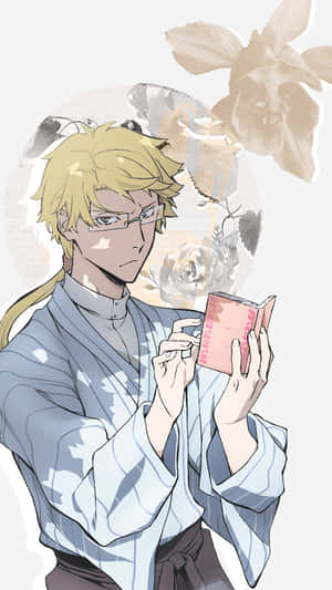 戴眼鏡的動漫男孩在漂浮的花朵環繞下閱讀一本粉紅色的書。 — 庫洛米 壁紙