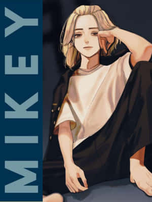金髮動漫角色Mikey隨意地坐著，一隻手放在頭上。 — iPad Air 13 壁紙