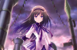 動漫女孩穿著校服，站在導彈狀結構之間，在暮色天空下掛著旗幟。 — 魔法少女小圓 壁紙