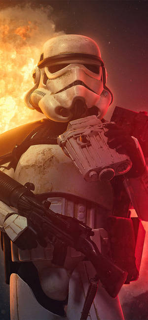 風暴兵身穿戰鬥裝備，置身於熾熱爆炸與星空之中。 — Pixel 11 Pro 壁紙