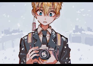 動漫男孩在雪景城市中拿著相機 — 櫻島麻衣 壁紙