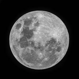 月球佈滿隕石坑表面的灰階特寫。 — 宇宙 壁紙