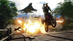 機車上的男子跳過爆炸，戰鬥機在叢林附近飛行。 — 電玩遊戲 GIF 壁紙