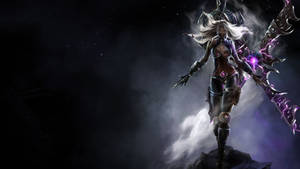 奇幻戰士手持發光紫色武器，夜晚站在懸崖上。 — 瑟夏·羅南 壁紙