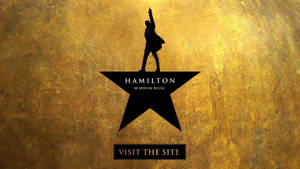 一個黑色剪影，人物站在星星上，帶有文字 Hamilton An American Musical。 — 漢密爾頓 壁紙