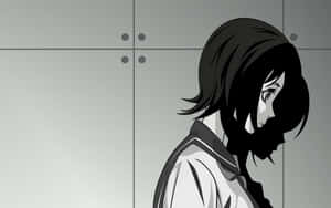 一個穿著校服的悲傷動漫女孩，靠著灰色瓷磚牆哭泣。 — 暗黑動漫風格GIF 壁紙