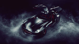 黑色賓士 SLS AMG 在煙霧瀰漫的黑暗環境中打開鷗翼車門。 — Mercedes Benz C300 壁紙