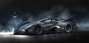 蝙蝠俠站在一輛未來風格的黑色蝙蝠車後面，身處煙霧瀰漫的黑暗環境中。 — 蝙蝠俠 4K GIF 壁紙