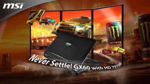 配備HD 7970M圖像的MSI電競筆電，以賽車遊戲場景和Monster Energy品牌標誌展示。 — Msi 電競 壁紙