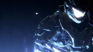 未來士兵身穿發光藍色盔甲，背景是黑暗星空。 — 電玩遊戲 GIF 壁紙