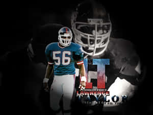 身穿藍色球衣56號的足球運動員Lawrence Taylor，帶有「Hall of Famer」文字。 — 美式足球 壁紙