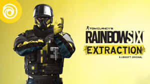 身穿黑色和黃色裝備的戰術士兵為《Rainbow Six Extraction》遊戲做出和平手勢。 — 回復術士的重啟人生 壁紙