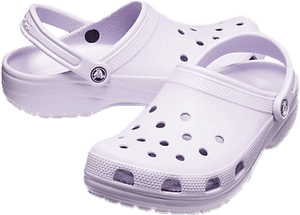 帶有標誌按鈕和通風孔的淺紫色Crocs木屐。