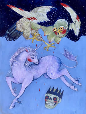 一隻猛禽在星空下攻擊一隻紫色獨角獸，下方有一個戴皇冠的頭骨。 — 神話生物 壁紙