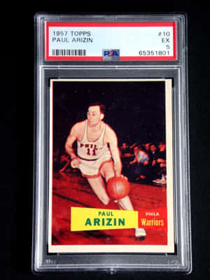 1957年Topps籃球卡，Paul Arizin身穿Phila Warriors球衣在比賽中。 — 復古 壁紙
