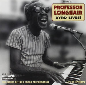 Professor Longhair在1978年於Tipitina's現場彈鋼琴時大笑。 — 鋼琴 壁紙