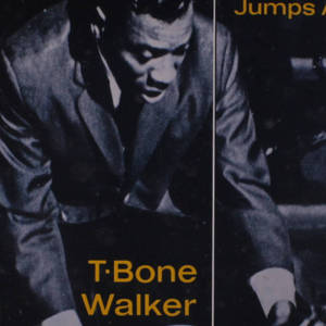 T-Bone Walker 爵士吉他手的復古黑白肖像，帶有文字疊加。 — 音樂 壁紙