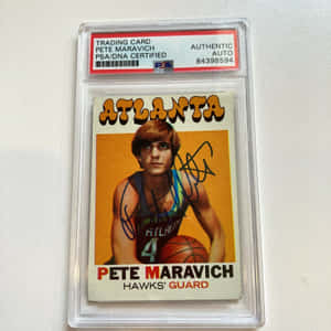 復古Pete Maravich親筆簽名亞特蘭大老鷹隊籃球交易卡，裝在PSA認證保護殼中。 — 籃球 壁紙