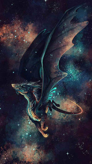 一條龍帶著發光的翅膀飛過色彩繽紛的星空星系。 — 光龍 壁紙