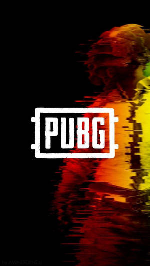 PUBG 遊戲標誌，帶有故障士兵剪影，呈現火熱色彩。 — 遊戲玩家標誌 壁紙