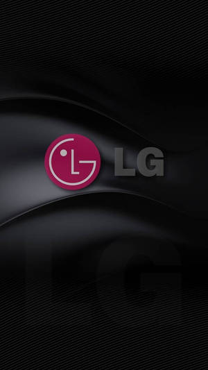 LG標誌在帶有對角線的黑色弧形光澤背景上。 — LG手機 壁紙