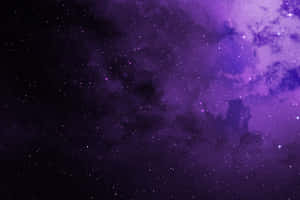 深空中充滿星星的紫色星雲 — 星星 壁紙
