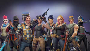 一組 Fortnite 遊戲角色以戰鬥姿態手持武器。 — 部落衝突：皇室戰爭 壁紙