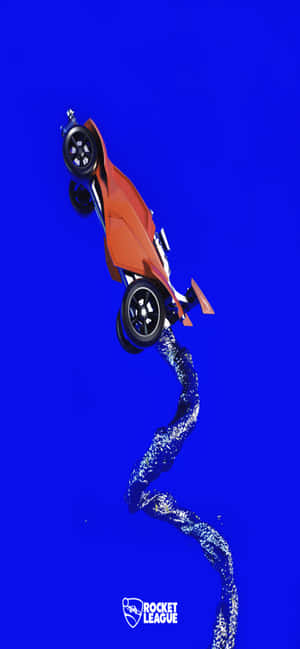 橙色汽車在半空翻轉，帶有水痕，背景為藍色，Rocket League 標誌可見 — iPhone 18 壁紙