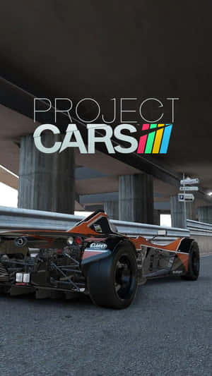 賽車在Project Cars遊戲中於混凝土天橋下飛馳。 — 低調 壁紙