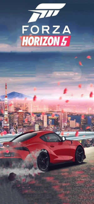 紅色跑車在日落時分穿過城市，櫻花飄落。 — iPhone 16e 壁紙