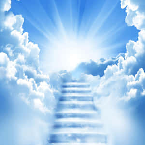 樓梯穿過雲層，朝向晴朗藍天中燦爛的太陽光芒。 — 死亡遊行 壁紙