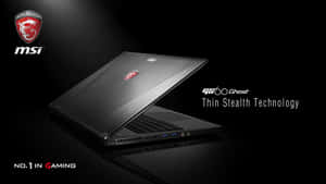 MSI遊戲筆記型電腦，在深色反光表面上採用薄型隱形設計。 — Msi 電競 壁紙