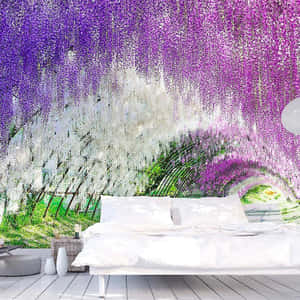 現代臥室中紫色紫藤花壁紙壁畫下的白色床。 — 花園 壁紙
