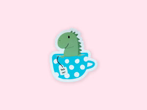 一隻卡通綠色恐龍在一個標有 tea rex 的藍色圓點茶杯裡。 — 咖啡美學 壁紙