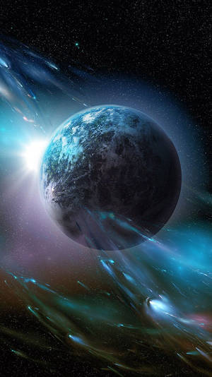 一顆藍色行星被深空中色彩繽紛的宇宙雲和星軌環繞。 — 太空 iPhone 壁紙