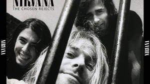 Nirvana 樂團成員在黑白專輯封面中位於金屬欄杆後方 — 涅槃 壁紙