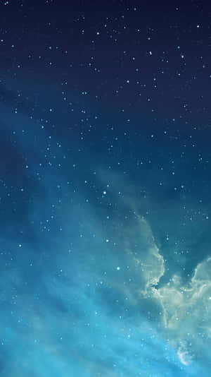 深空中帶有發光藍色星雲雲團的星空。 — 玫瑰金 iPhone 壁紙
