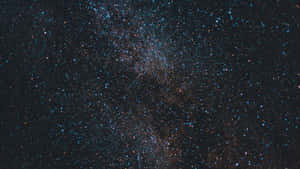夜空中的銀河系，帶有星星和宇宙塵埃 — 星星 壁紙