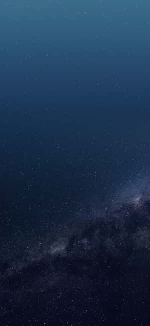 深靛藍色夜空中的銀河系與星星 — Galaxy S21 Ultra 壁紙