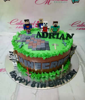 為Adrian的8歲生日準備的Minecraft生日蛋糕，帶有像素角色和方塊。 — 蛋糕 壁紙