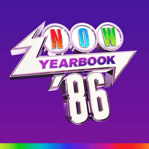 1986年大膽復古年鑑標誌，紫色背景上帶有彩色3D字體。 — 畢業 壁紙