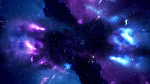 在深空中帶有發光星星的充滿活力的紫色和藍色星雲。 — 宇宙 壁紙