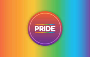 一個色彩繽紛的彩虹漸變，帶有顯示 PRIDE 字樣的圓形徽章。 — 驕傲 GIF 壁紙