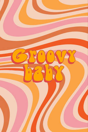 在橙色、粉紅色和蜜桃色的旋轉復古壁紙上的groovy baby文字 — 復古90年代風格 壁紙