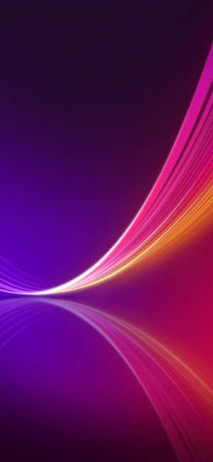 深色背景上紫色、粉紅色和橙色的動態發光條紋 — iPhone 13 Mini 壁紙
