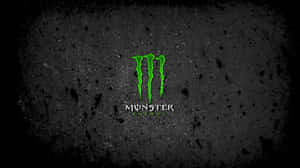 深色紋理背景上的Monster Energy標誌 — Monster Energy 壁紙