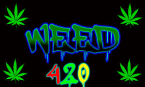 霓虹綠色和藍色 'WEED 420' 塗鴉文字，帶有滴落邊緣和大麻葉，背景為黑色。 — 慶祝 壁紙