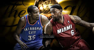 兩位NBA球員身穿球衣，身後有獎盃對峙。 — 運動 壁紙