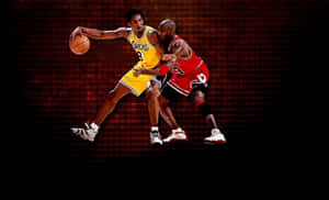 兩位NBA球員在比賽中進行籃球動作，一人運球，另一人防守。 — 湖人隊標誌 壁紙